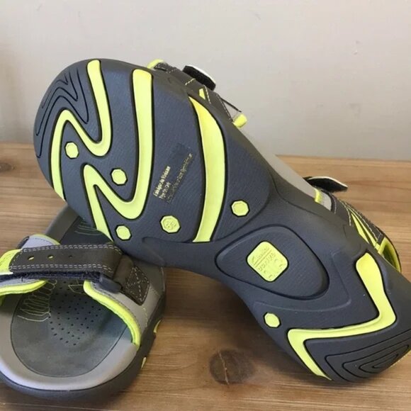 Clarks Air Rocks JNR Sandals - Picture 6 of 7